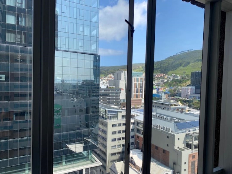 2 Bedroom Property for Sale in Cape Town City Centre Western Cape